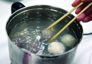 關東煮久煮不爛背后之謎 添加劑還是質量過硬？